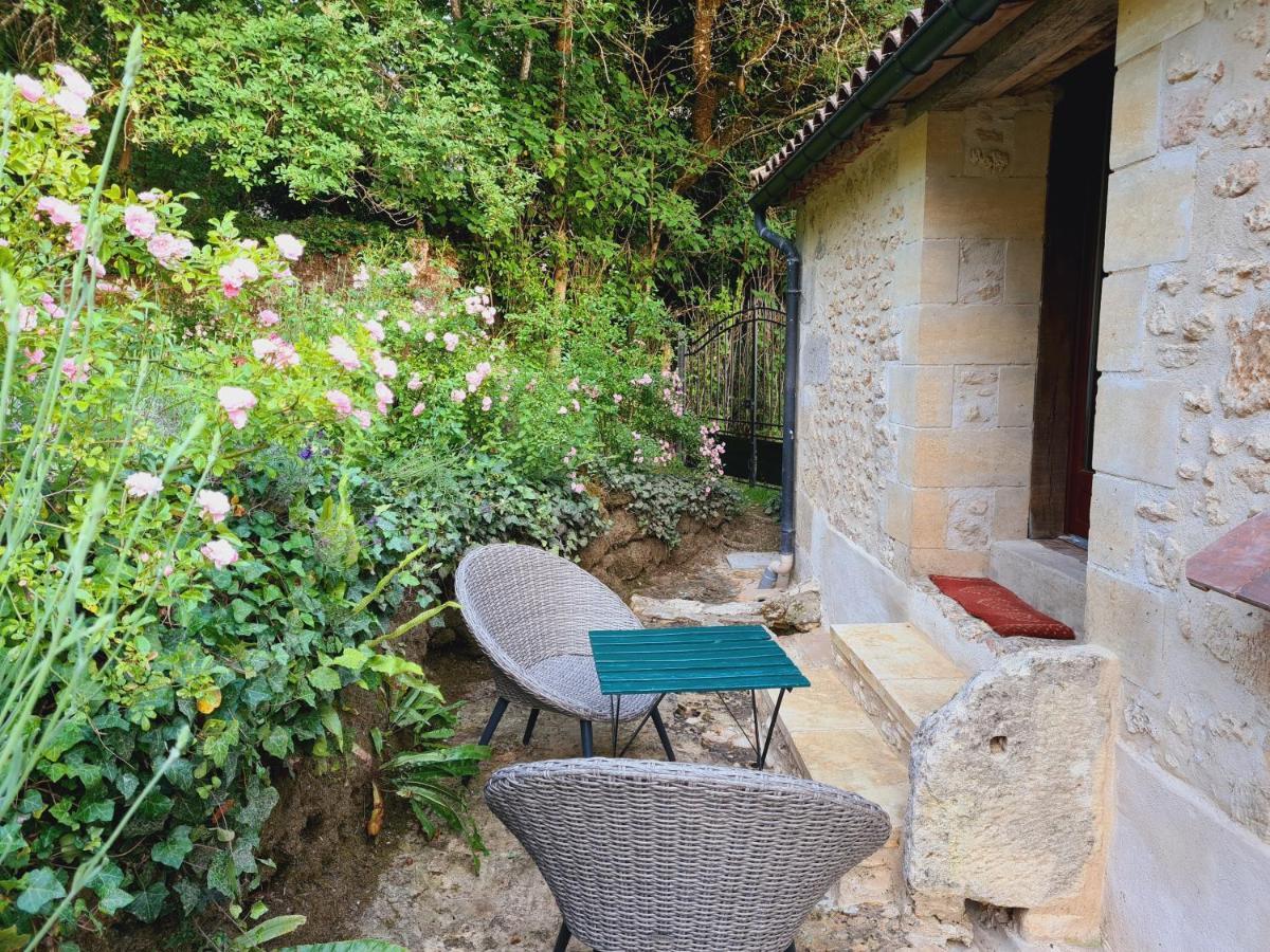 Ferme De Tayac - Charme Avec Pool Hotel Les Eyzies Exterior foto