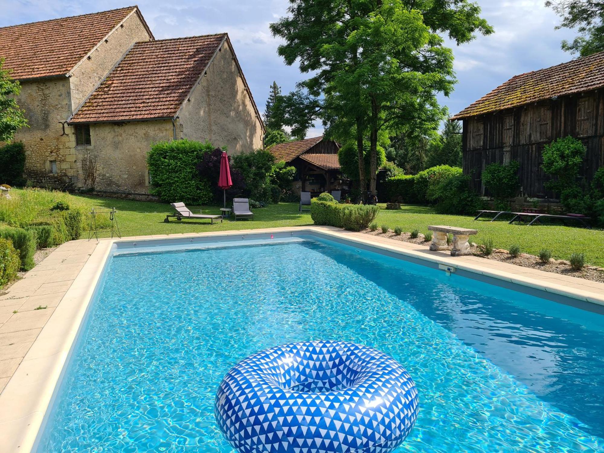 Ferme De Tayac - Charme Avec Pool Hotel Les Eyzies Exterior foto